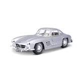 18-22023 SL Bburago -  Mercedes-Benz 300 SL (1954), argento - 1:24