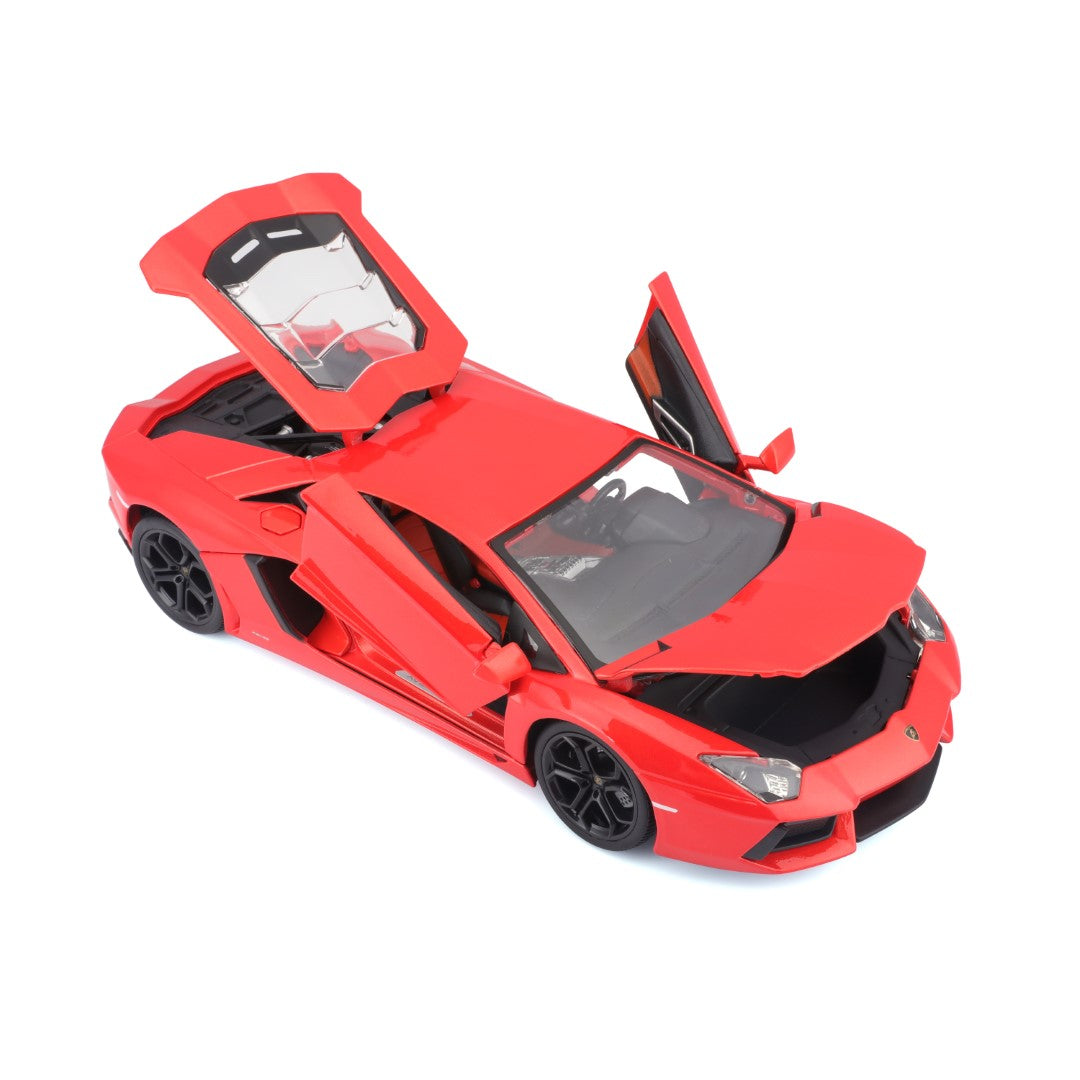 18-11033 Bburago - Lamborghini Aventador Coupe LP700-4 - Scala 1:18