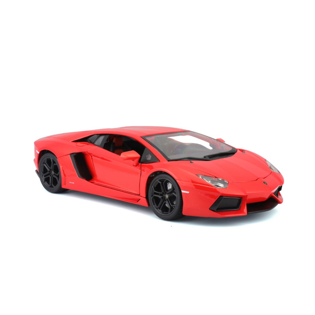 18-11033 Bburago - Lamborghini Aventador Coupe LP700-4 - Scala 1:18