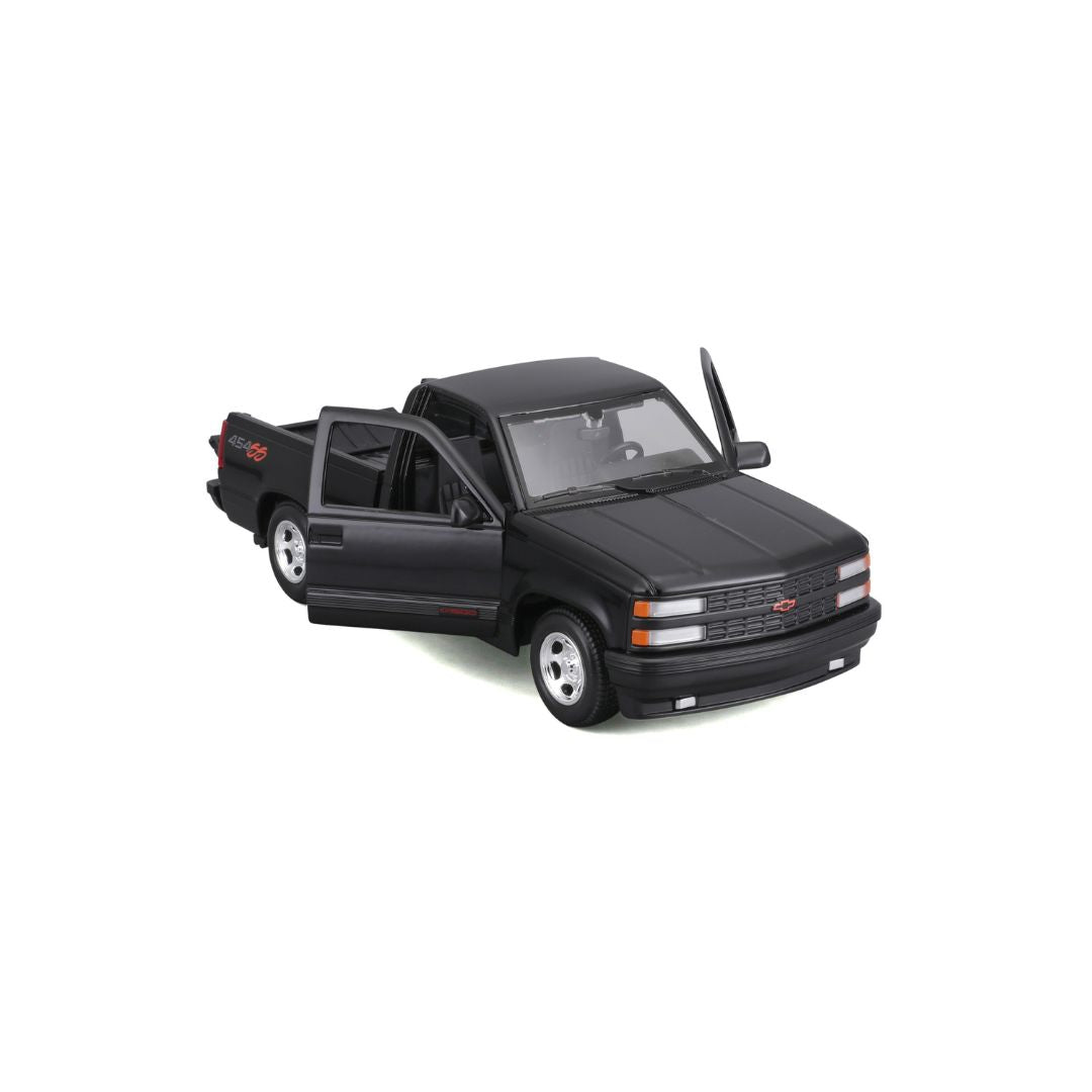 32901 BK1:24 - 1993 Chevrolet 454 SS Pick-up Nera