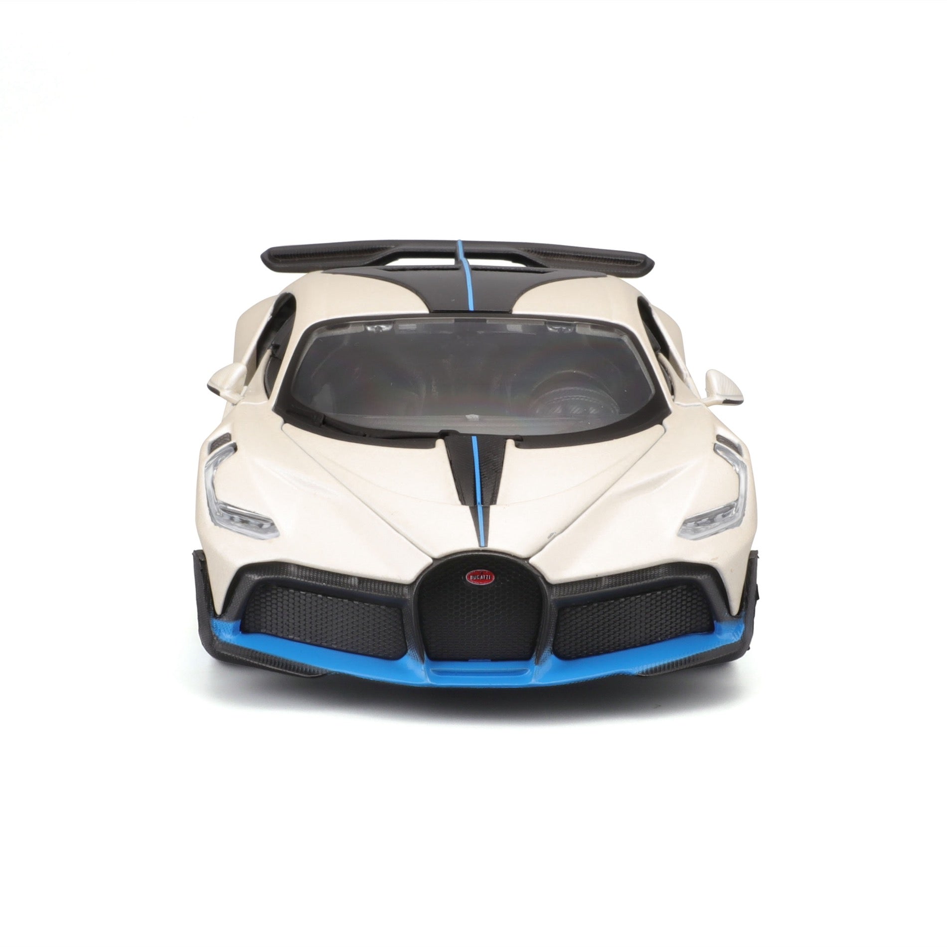 10-31526 Maisto -  Bugatti Divo - 1:24 - bianco