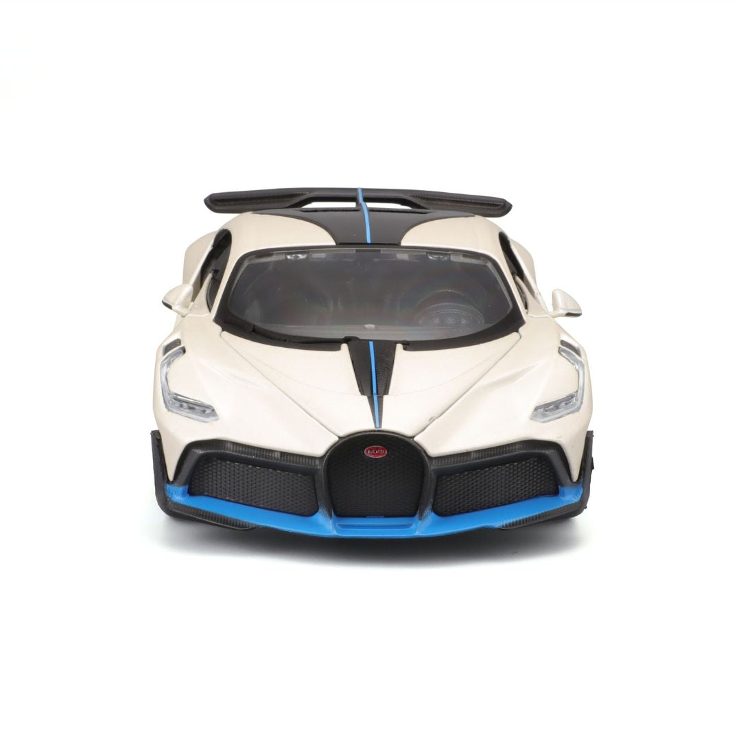 31526 WT Bburago Maisto - Bugatti Divo, bianca - Scala 1:24