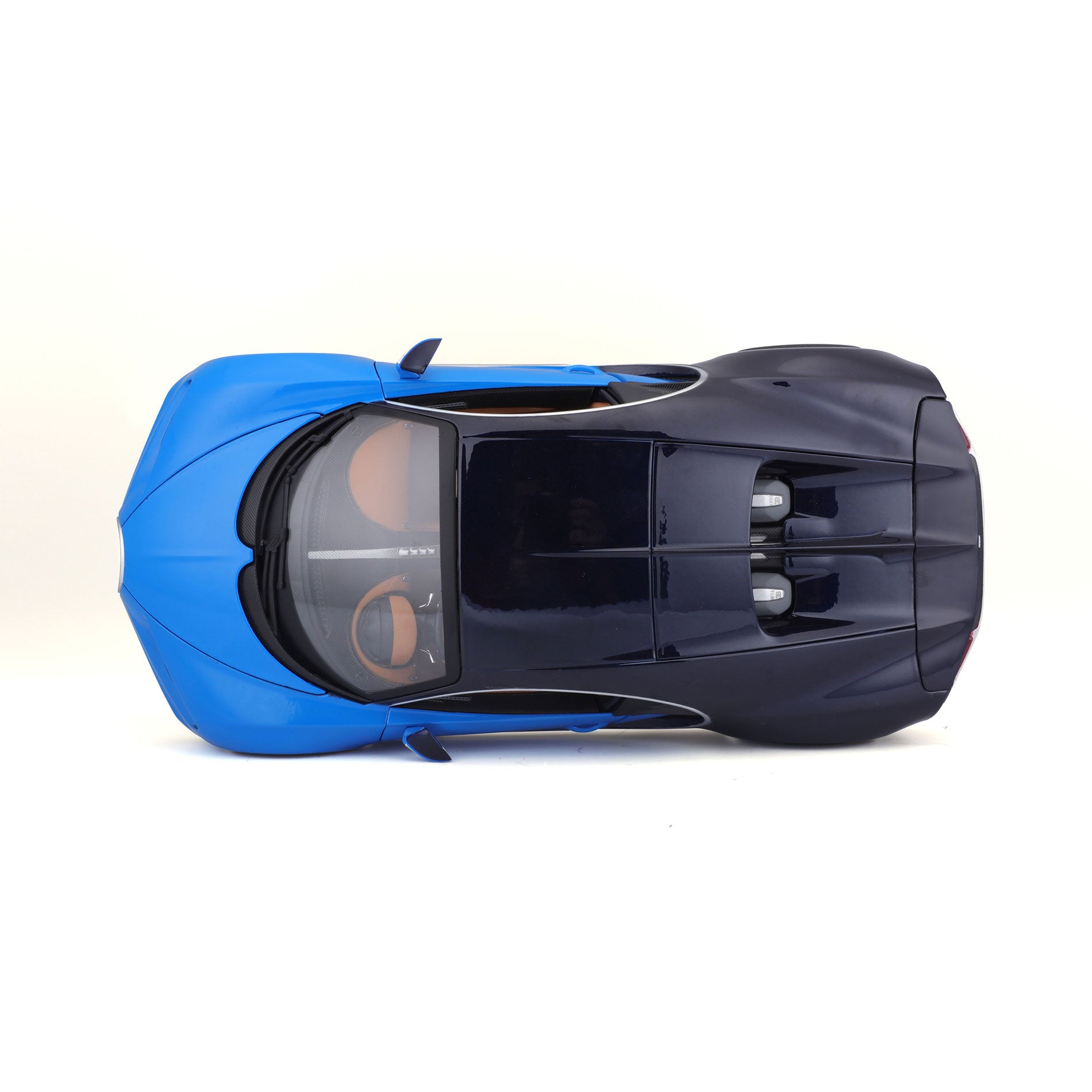 Bburago 1:18 Bugatti Divo - Blue