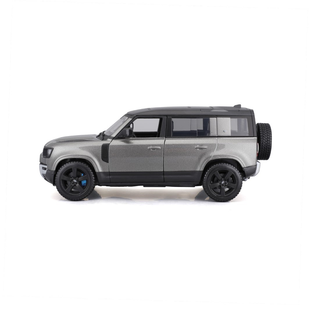 *18-21101 SL Bburago - Land Rover Defender (2022), argento - 1:24