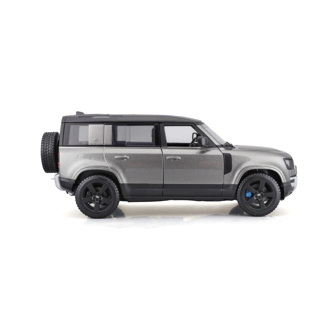 *18-21101 SL Bburago - Land Rover Defender (2022), argento - 1:24