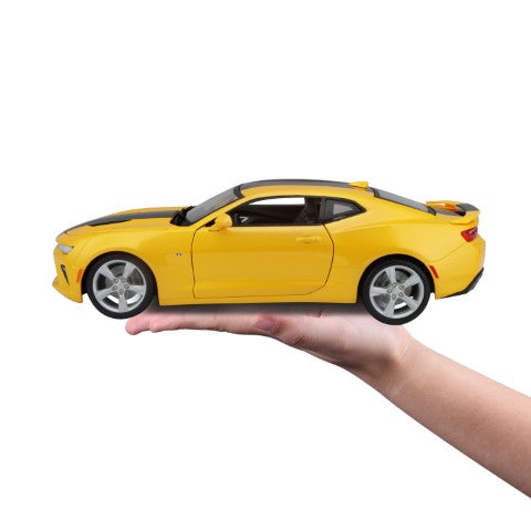 10-31689 - Bburago Maisto - 1:18 - 2016 Chevrolet Camaro SS - Gialla