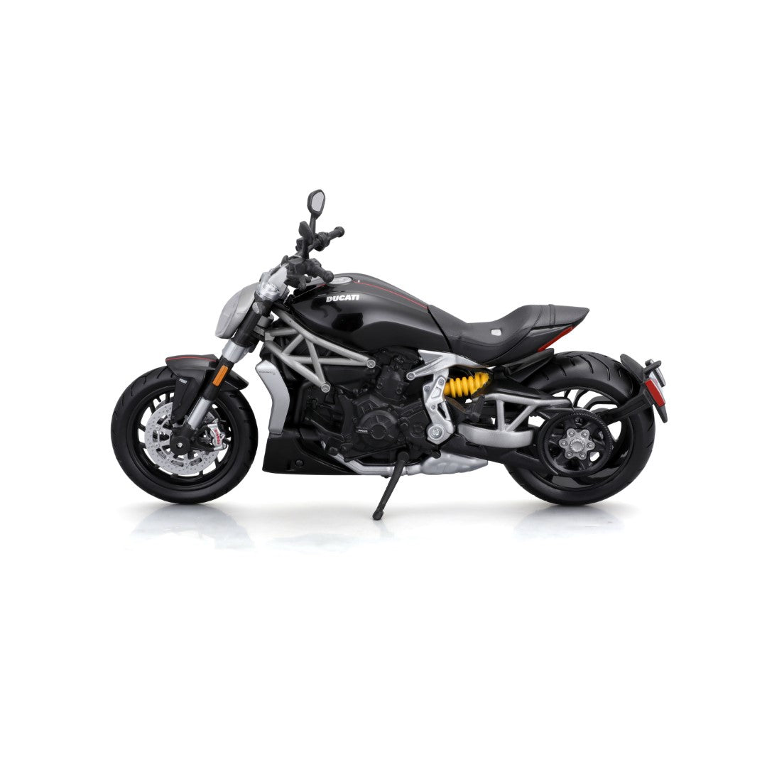 10-20101 Bburago Maisto - Ducati XDiavel S, nera - Scala 1:12