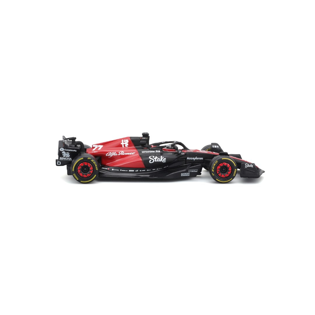 18-38085 Bburago Race - Alfa Romeo C43 (2023) - #77 Bottas - 1:43