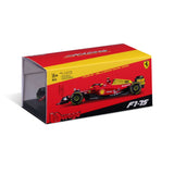 18-36831 Bburago - Ferrari F1- 75 (2022) #55 Sainz, con casco 1:43