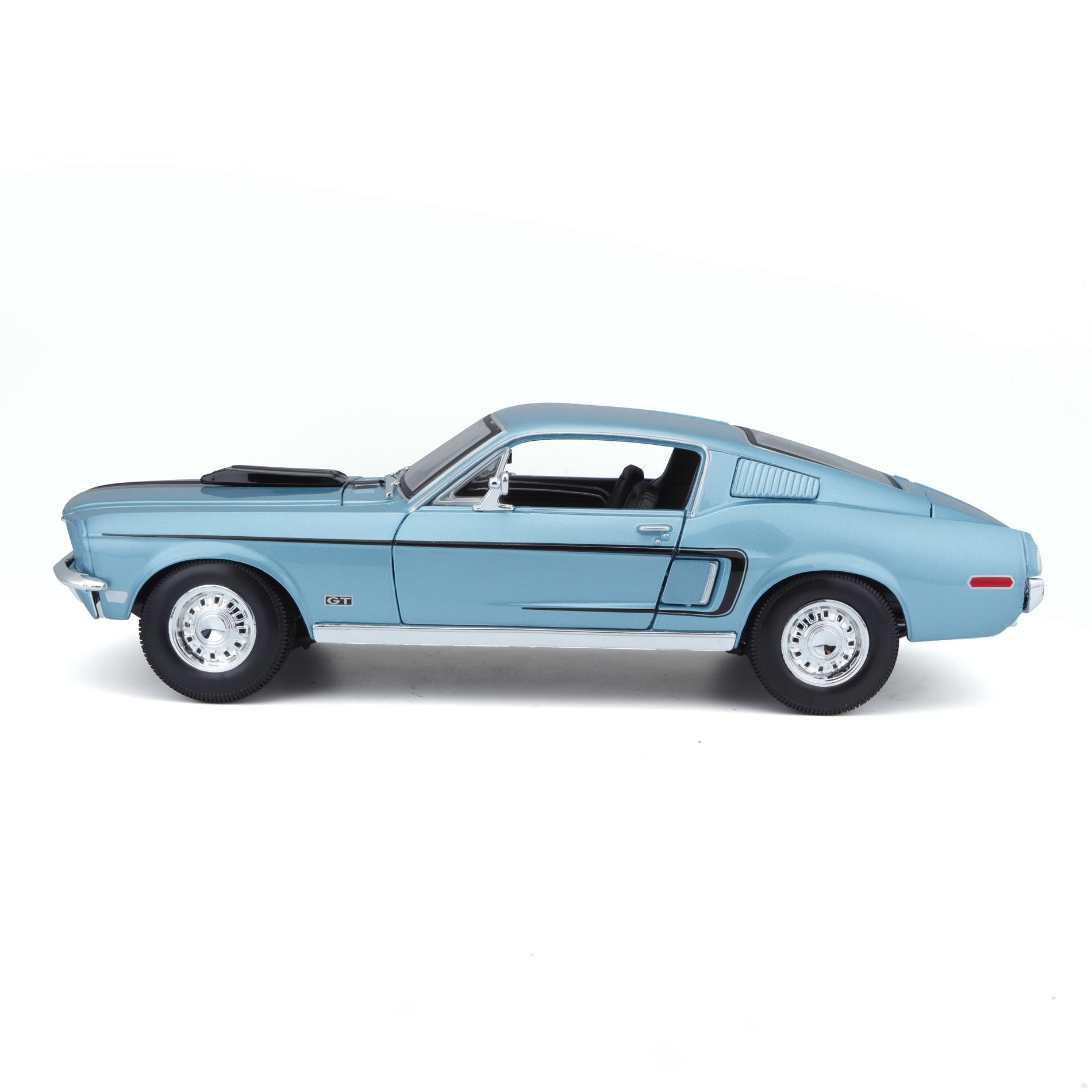 10-31167 Bburago Maisto  1:18 - Ford Mustang GT Cobra Jet FB 1968 Blu Met.