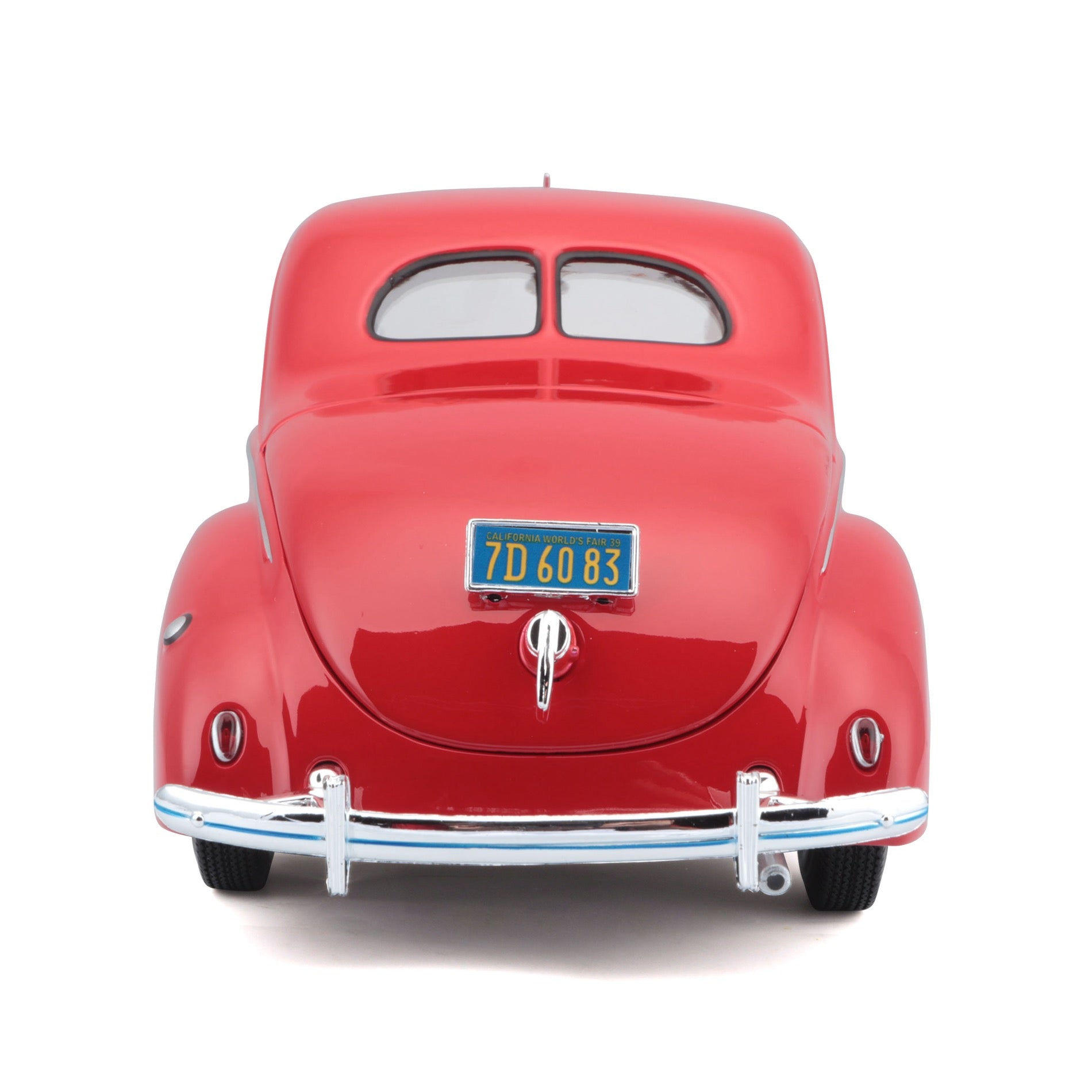 10-31180 RD Bburago Maisto 1:18 - 1939 Ford Deluxe Coupe Rossa