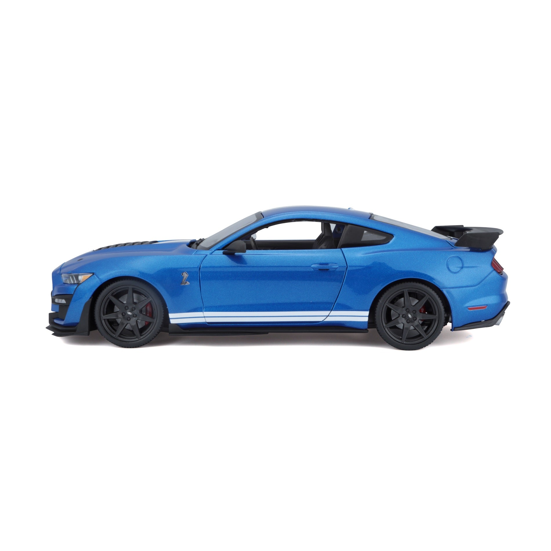 31388 BU - Bburago Maisto  1:18 - 2020 Ford Shelby GT500 Blu Met.