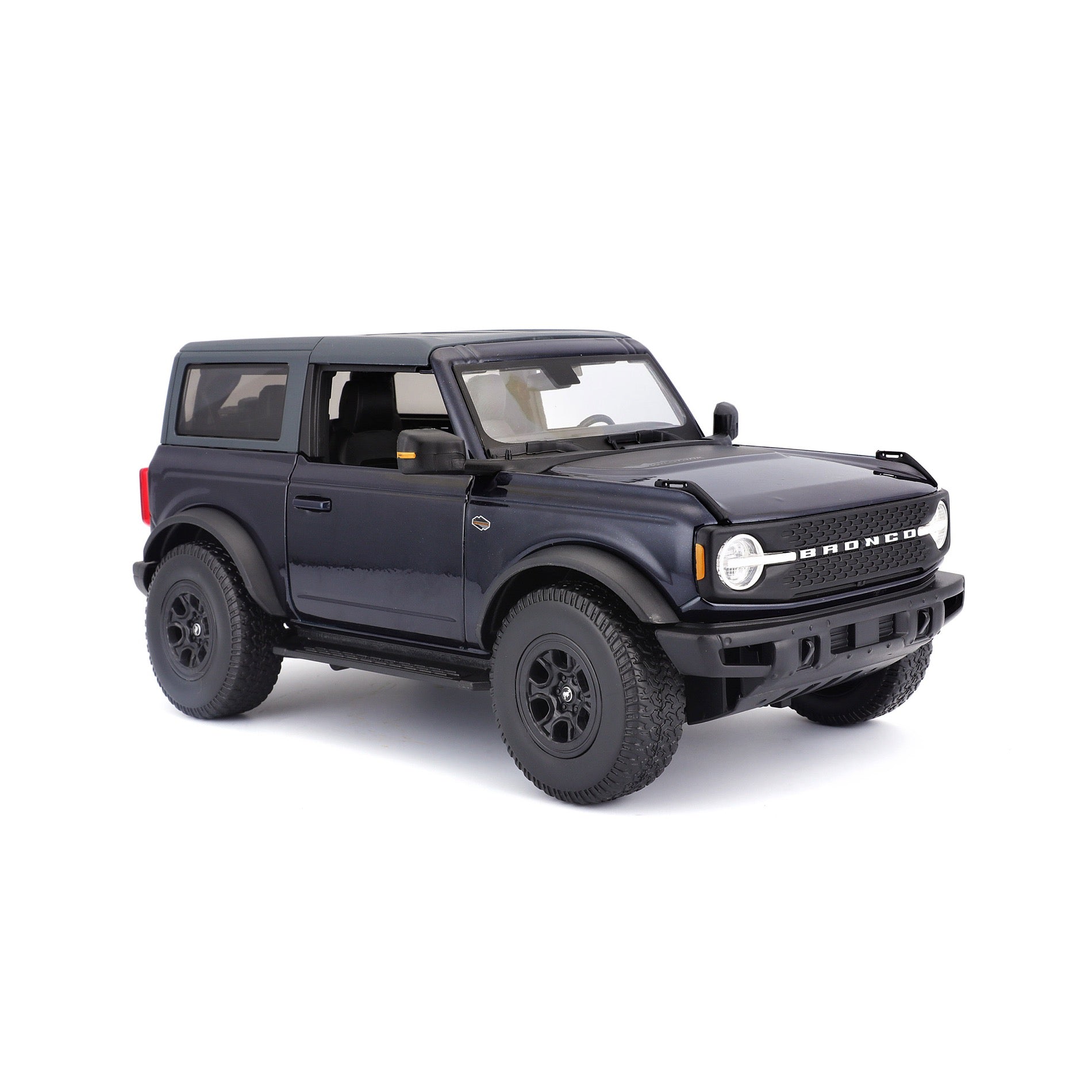 10-31456 Burago Maisto 1:18 - 2021 Ford Bronco Wildtrak   Blu Met.