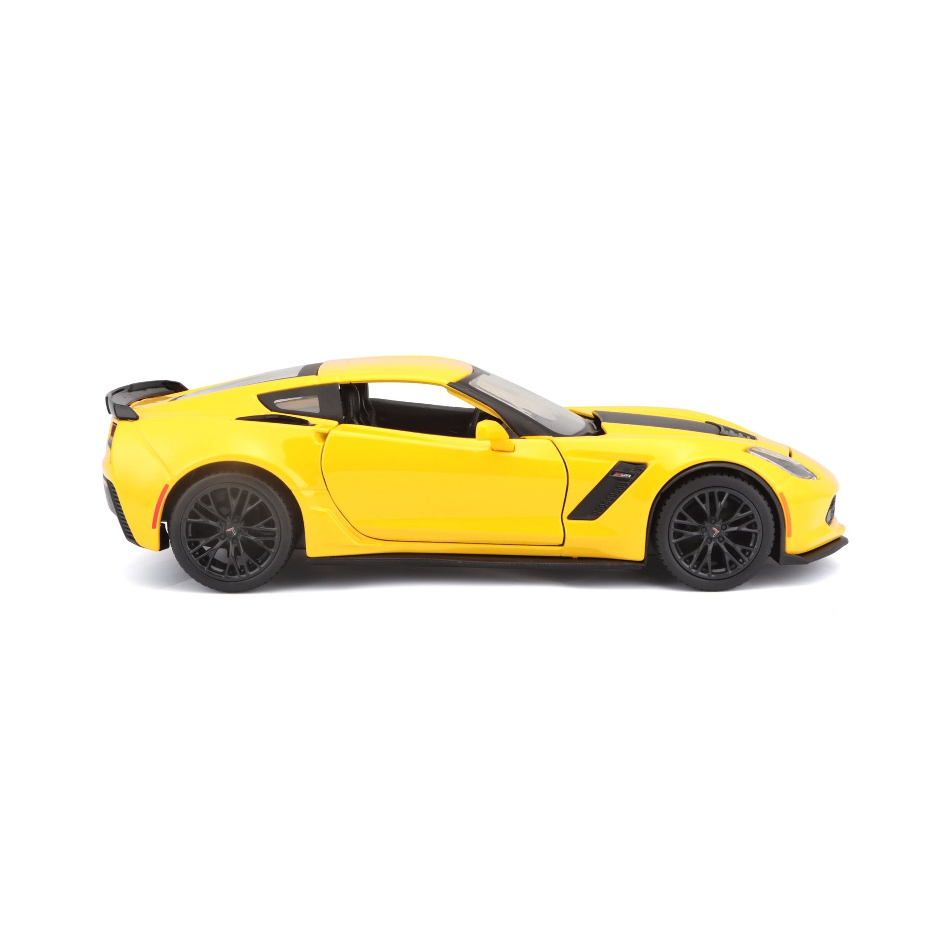 31133 YL Bburago Maisto  1:24 - 2015 Corvette Z0 6 Gialla