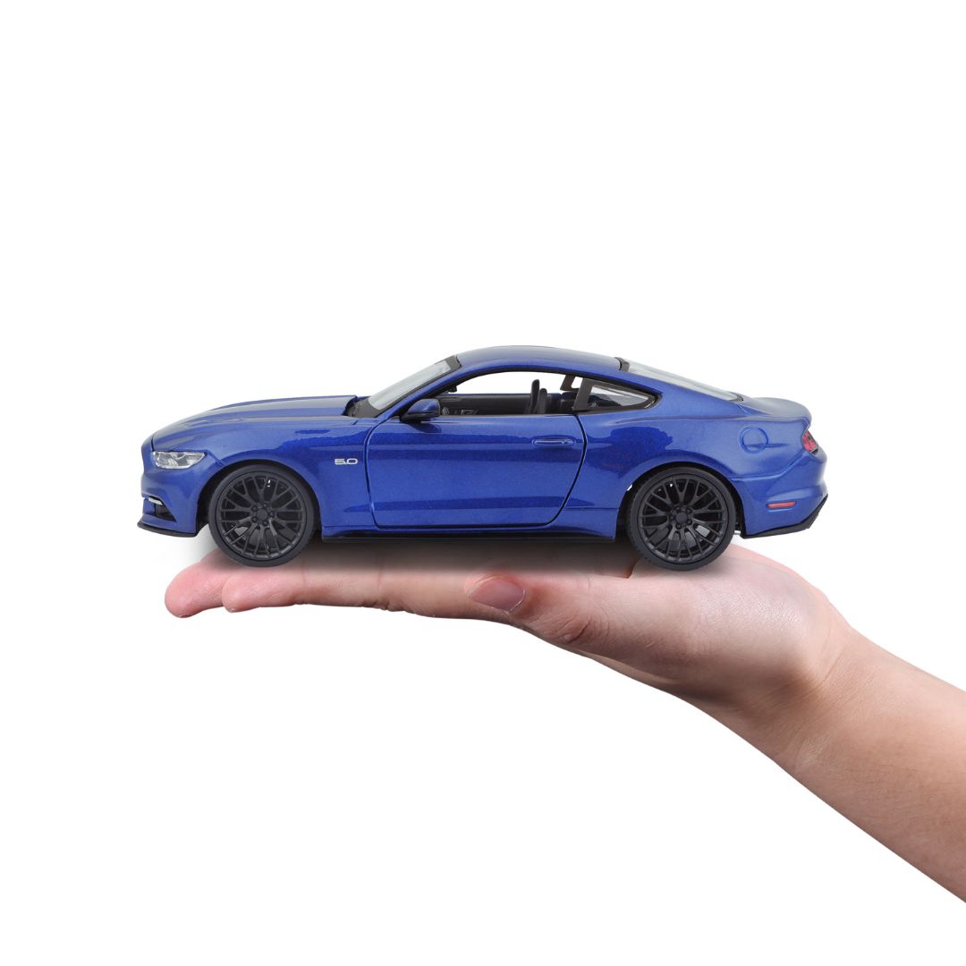 31508 Bburago Maisto - Ford Mustang GT (2015), blu - Scala 1:24