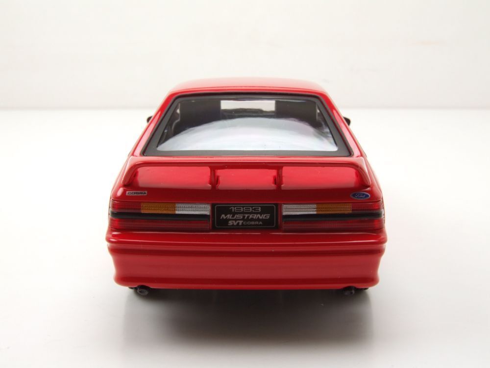 32906 1:24 - Bburago Maisto 1993 Ford Mustang SVT Cobra Rossa