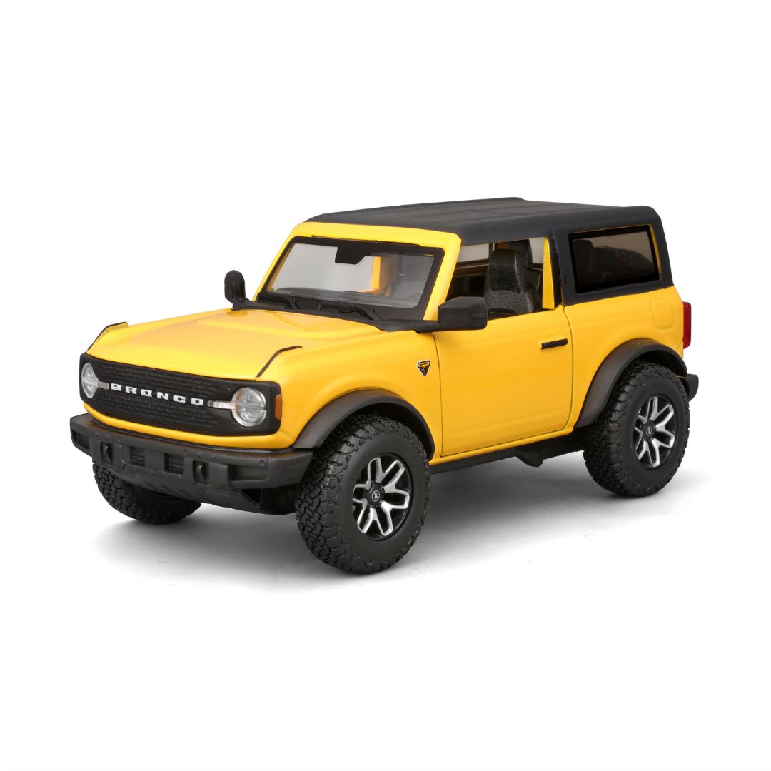 31530 Bburago Maisto - Ford Bronco Badlands 2 porte (2021) gialla 1:24