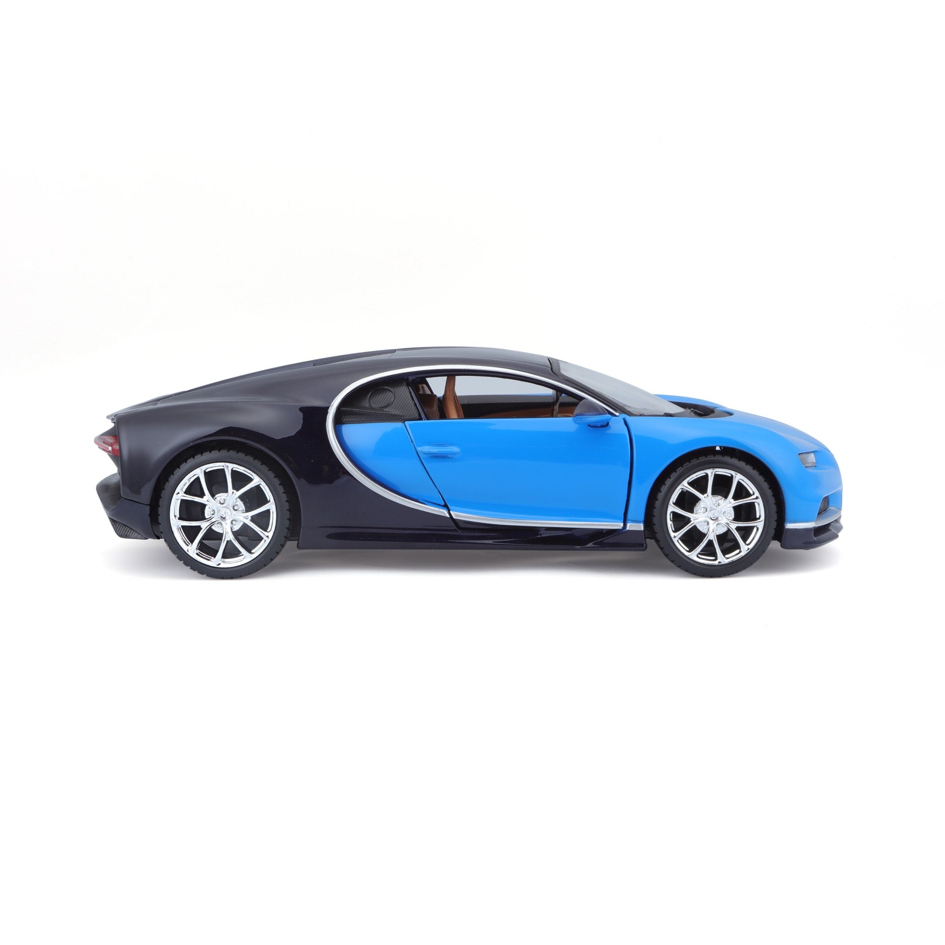 10-31514 BU  Bburago Maisto  1:24 - Bugatti Chiron Blu Met. e Nera