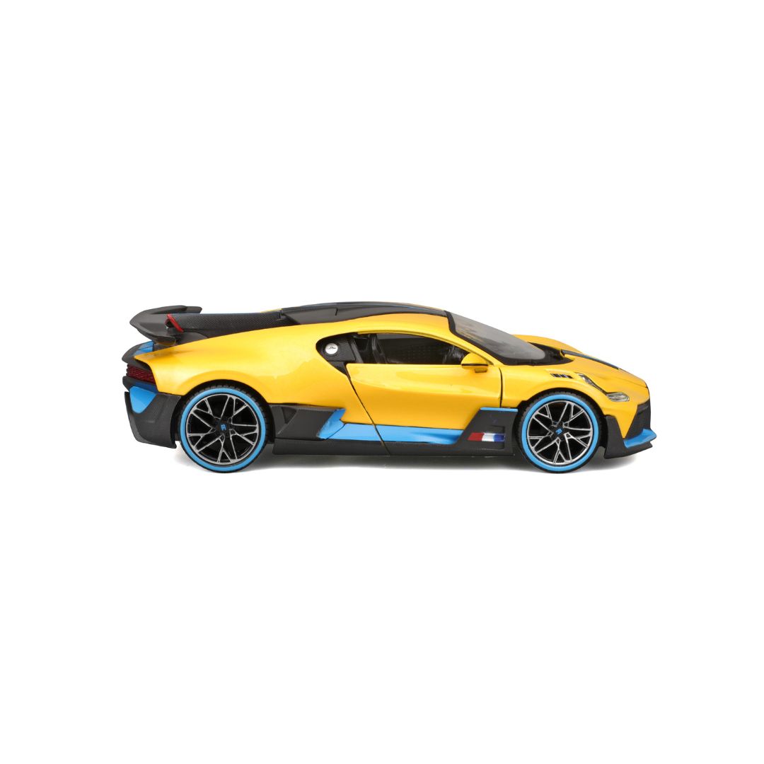 31526 Bburago Maisto - Bugatti Divo, gialla - Scala 1:24