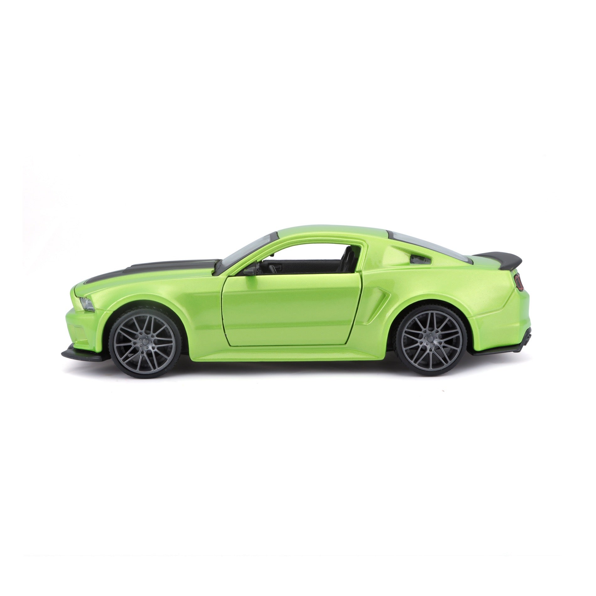 31506 Bburago Maisto 1:24 - Ford Mustang Street Race Verde Met