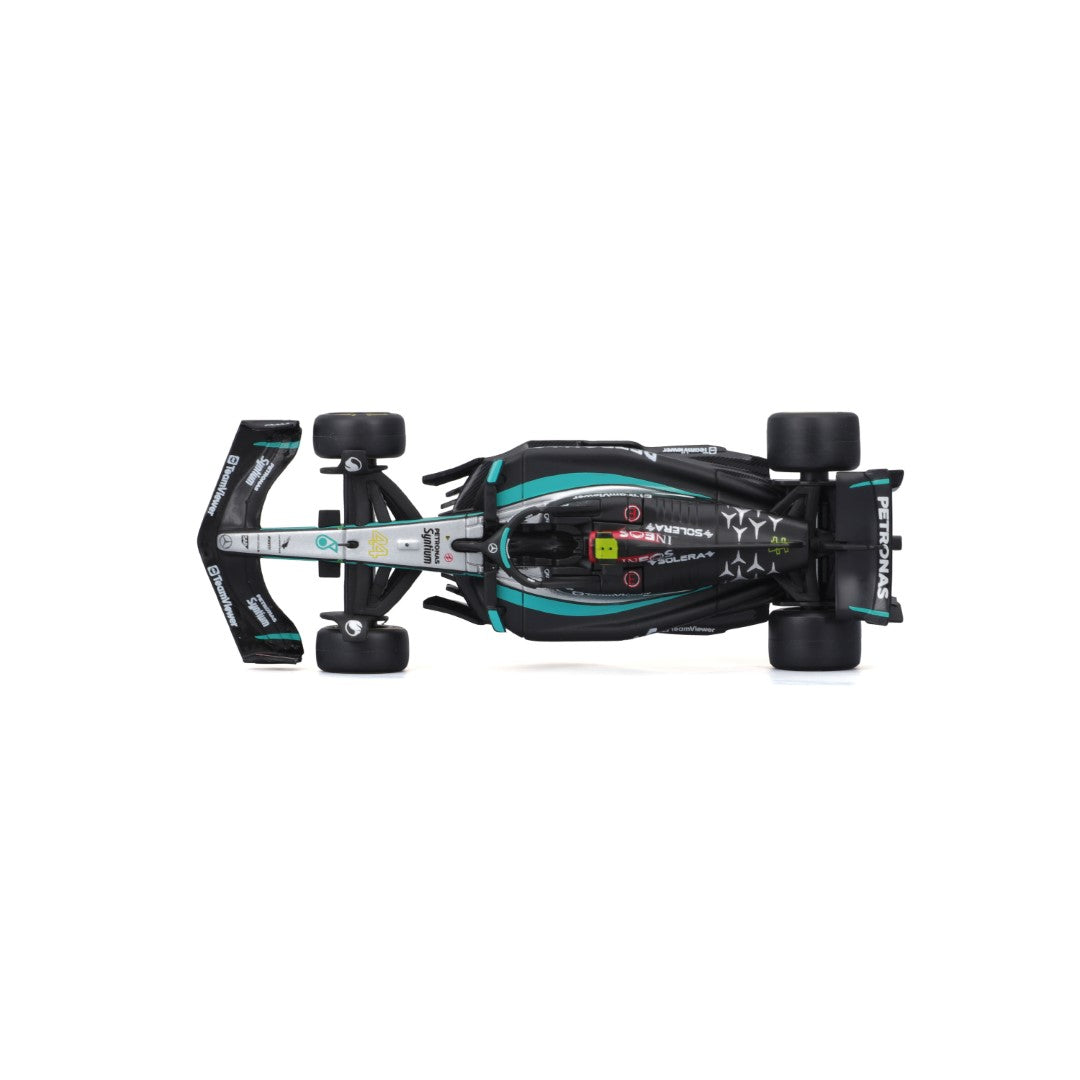 *18-38208H Bburago Race - Mercedes F1 W15 E-Performance #44 Hamilton