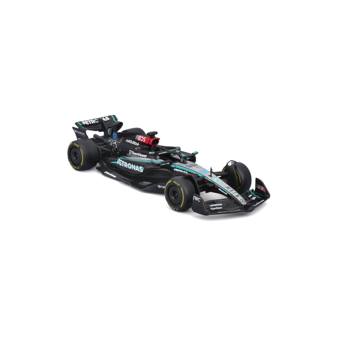 *18-38208R Bburago Race - Mercedes F1 W15 E-performance #63 (Russel)