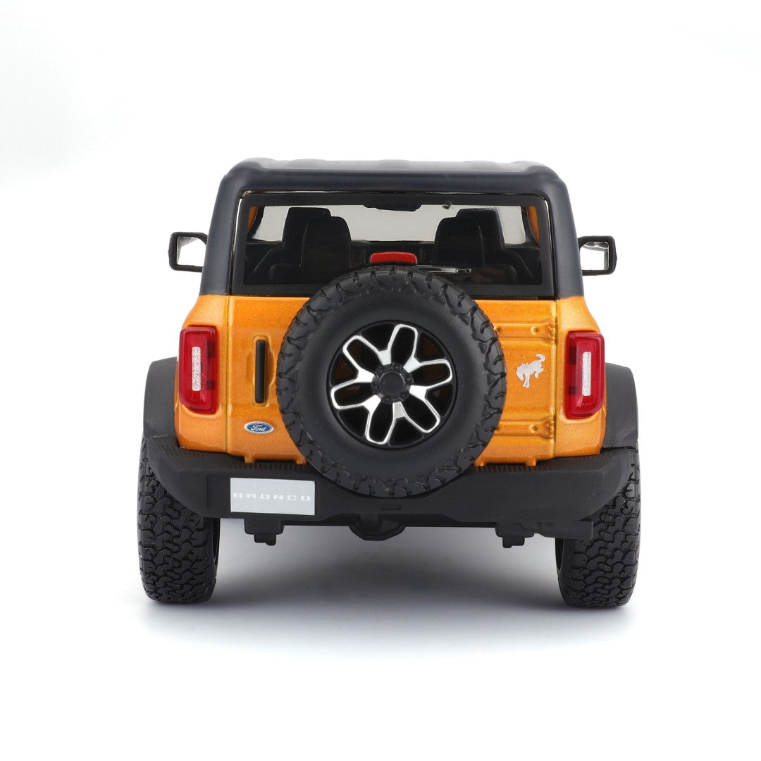 31530 OG Bburago Maisto - Ford Bronco Badlands 2 porte (2021), arancio