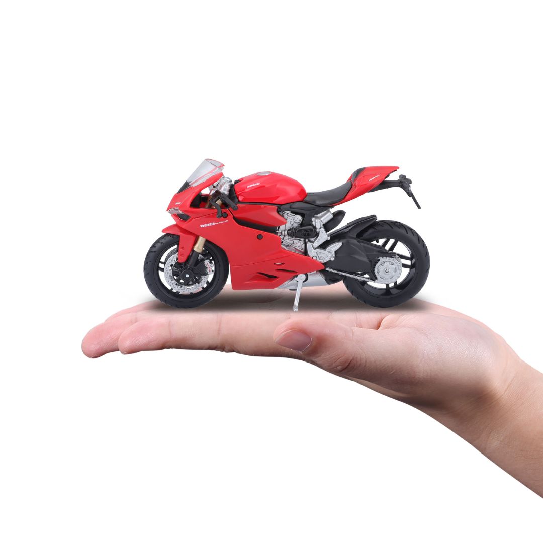 39304 Bburago Maisto - Ducati 1999 Panigale - Scala 1:18