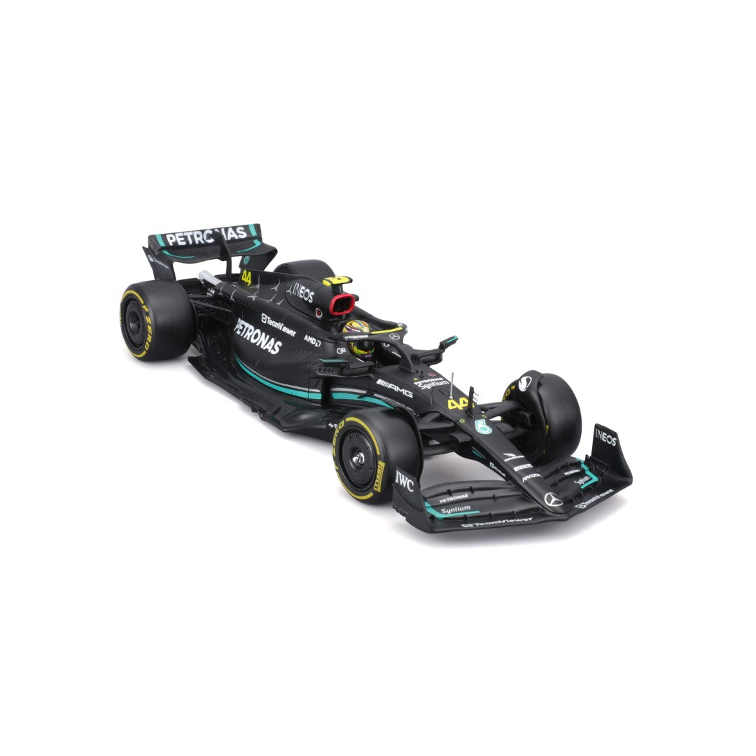 18-28028 Bburago Race - Mercedes AMG F1 W14 E Performance #44 - 1:24