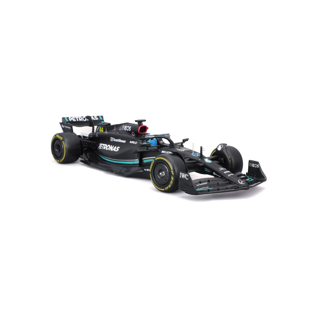 18-28028 Bburago Race - Mercedes AMG F1 W14 E Performance #63 - 1:24