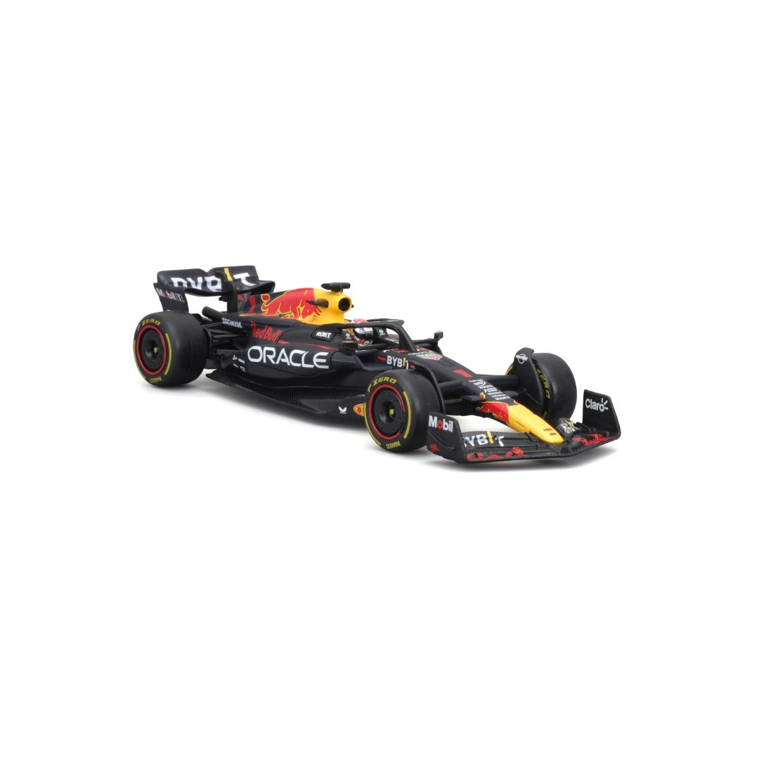 18-38083 Bburago Race - Red Bull Racing RB19 #1, con casco - 1:43