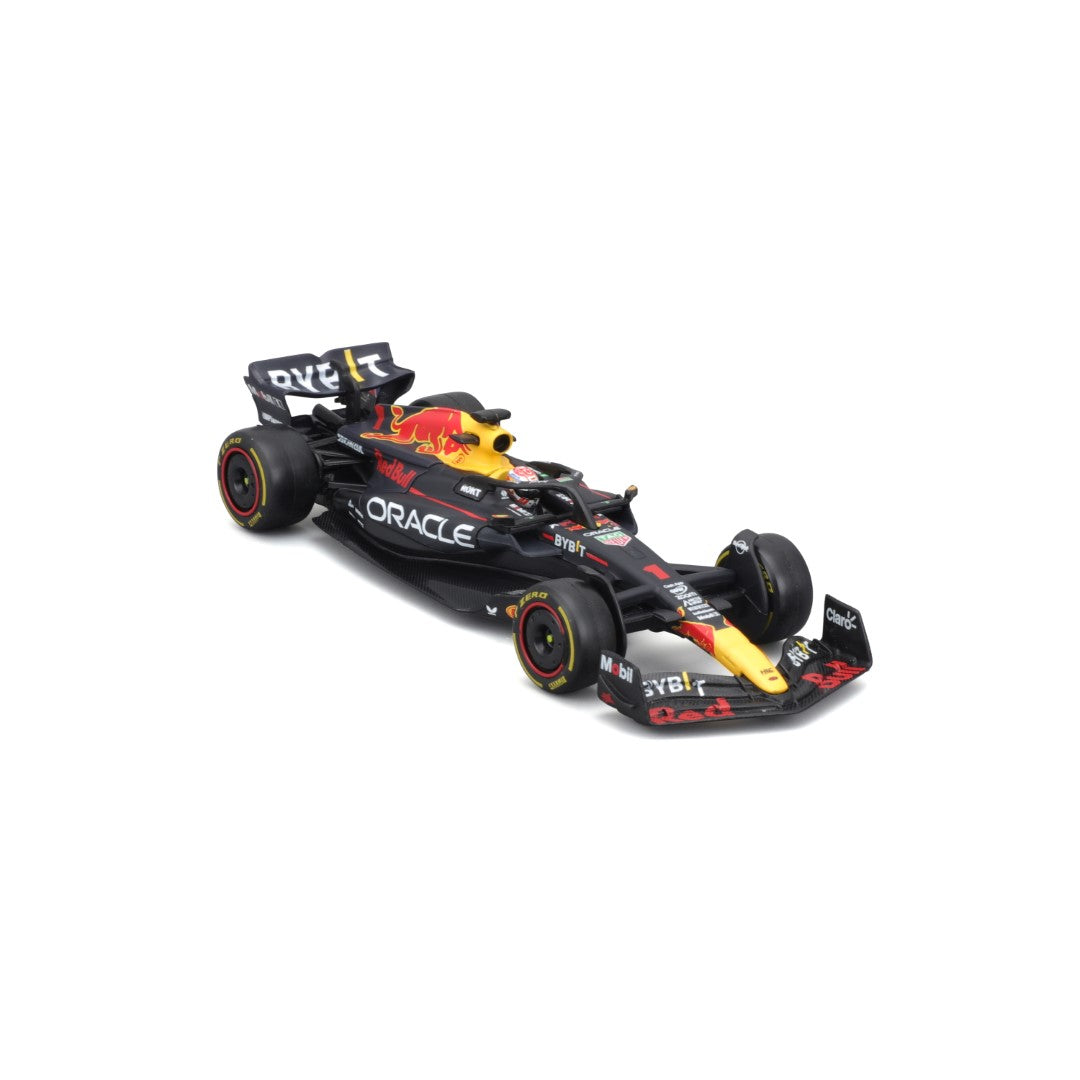 18-38083 Bburago Race - Red Bull Racing RB19 #1, con casco - 1:43