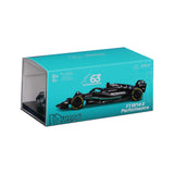 18-38081 Bburago Race - Mercedes AMG F1 W14 E Performance #63, con casco - 1:43