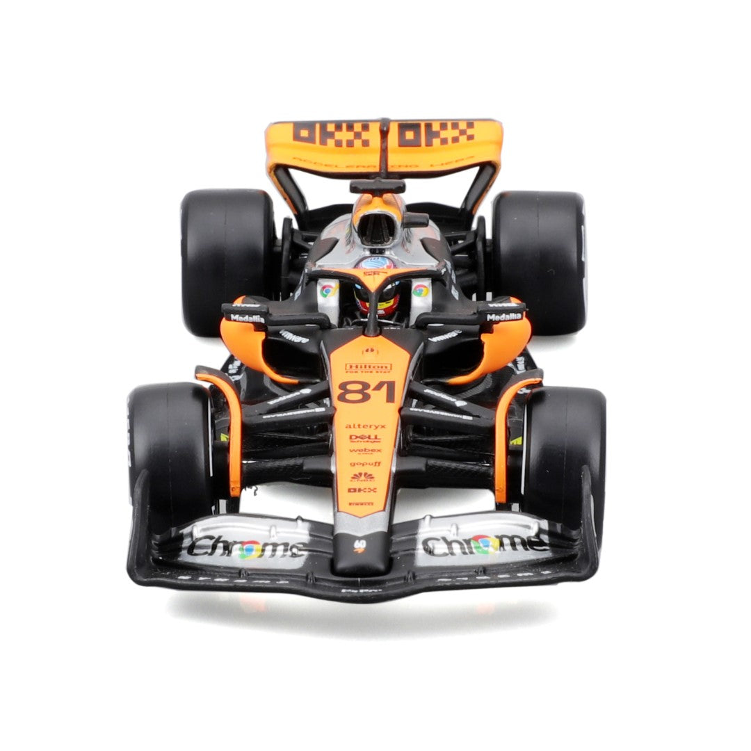 18-38088 Bburago Race - McLaren F1 Team MCL60 #81, con casco - Scala 1:43