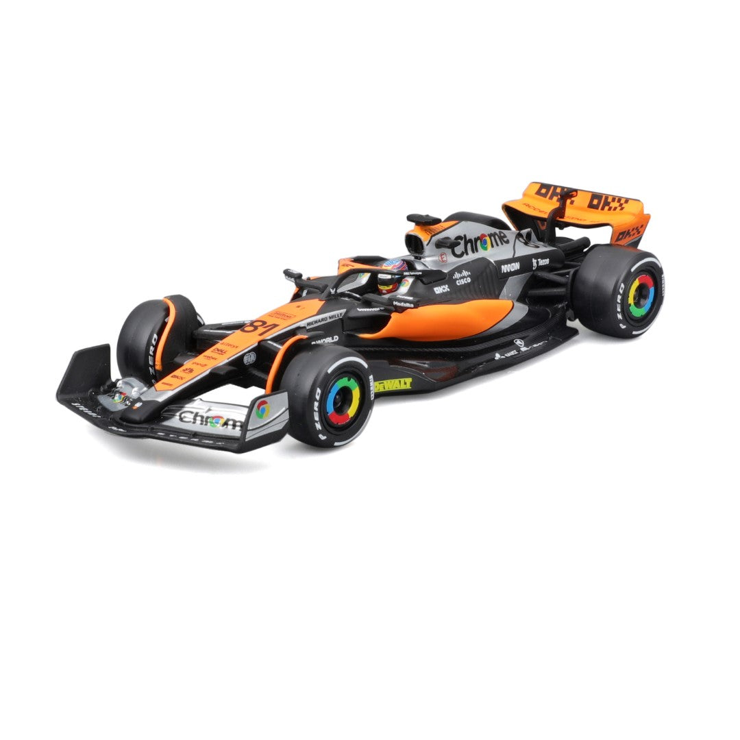 18-38088 Bburago Race - McLaren F1 Team MCL60 #81, con casco - Scala 1:43