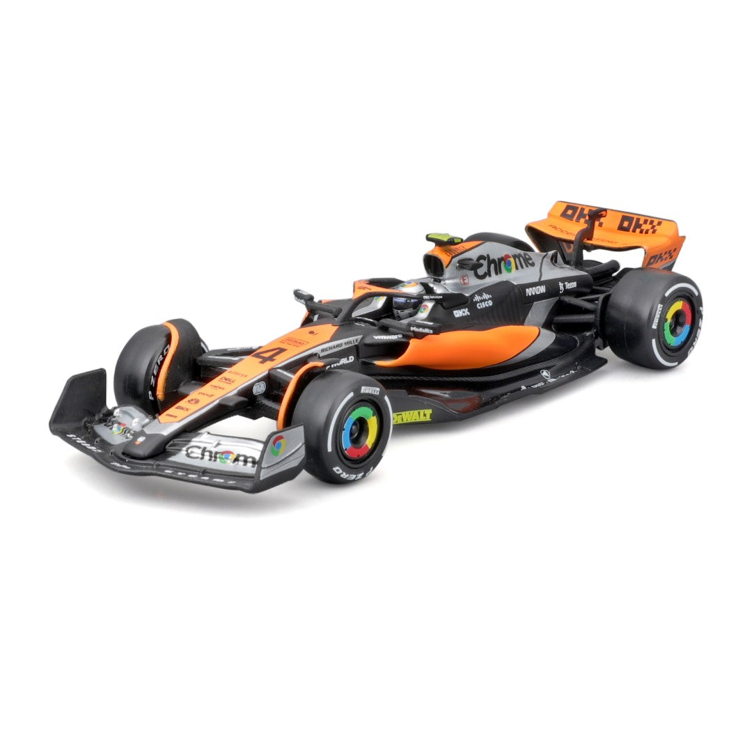 18-38088 Bburago Race - McLaren F1 TEAM MCL60 #4, con casco - Scala 1:43