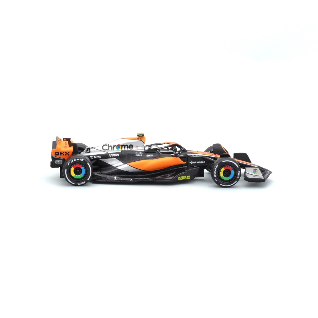 18-38088 Bburago Race - McLaren F1 TEAM MCL60 #4, con casco - Scala 1:43