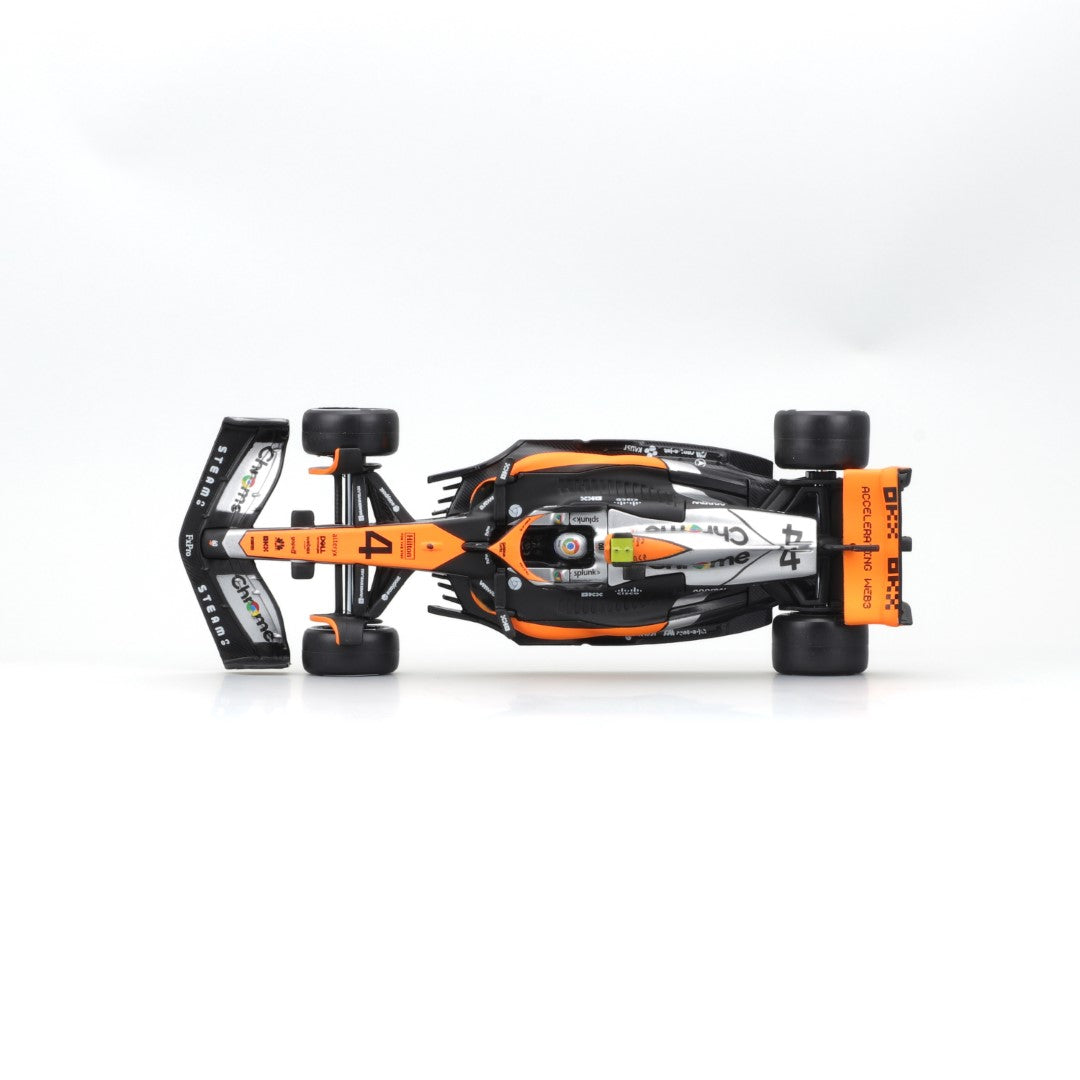 18-38088 Bburago Race - McLaren F1 TEAM MCL60 #4, con casco - Scala 1:43