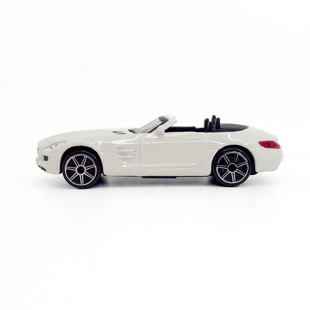 18-30241 Bburago Street Fire - Mercedes-Benz SLS AMG Roadster, bianca - 1:43