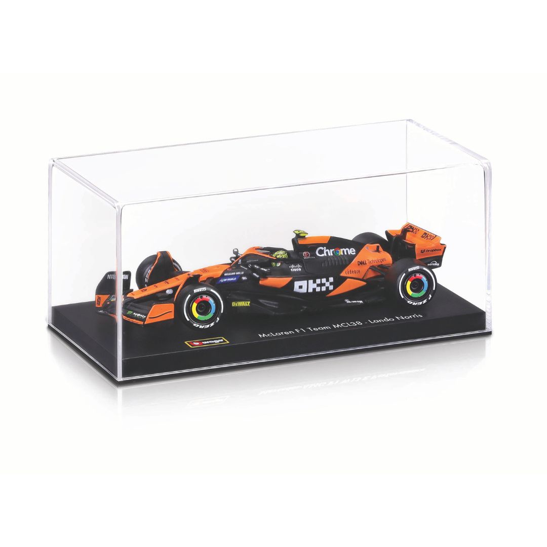 18-38215N Bburago - McLaren F1 Team MCL38 #4 (Norris), con casco -1:43