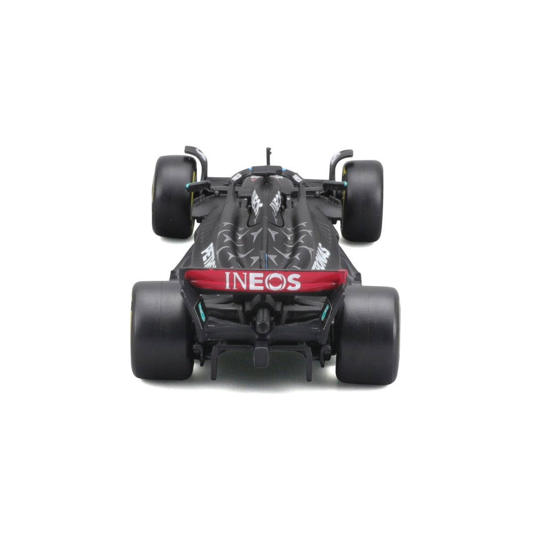 18-38080 Bburago Race - Mercedes AMG F1 W14 E Performance #63 Russell - 1:43